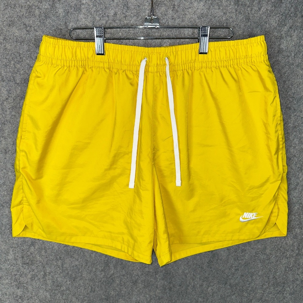 Nike Shorts Mens L Yellow Sportswear Woven DM6829-709 Casual Athletic Drawstring